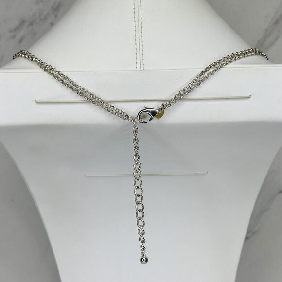 Chico's Layered Hammered Disc Rhinestone Silver Long Necklace ✨ - Picture 3 of 10